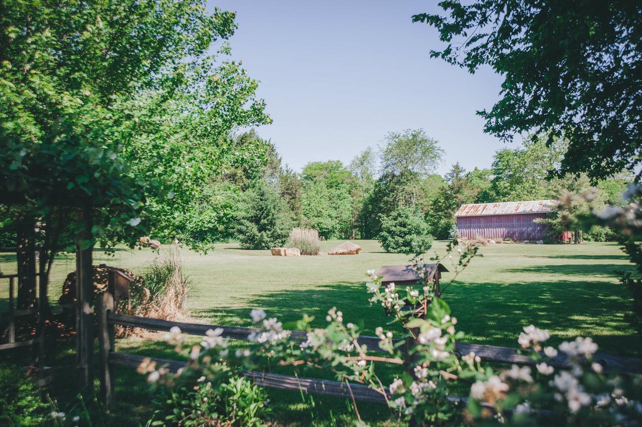 Old Caledonian Bed & Breakfast Exterior photo